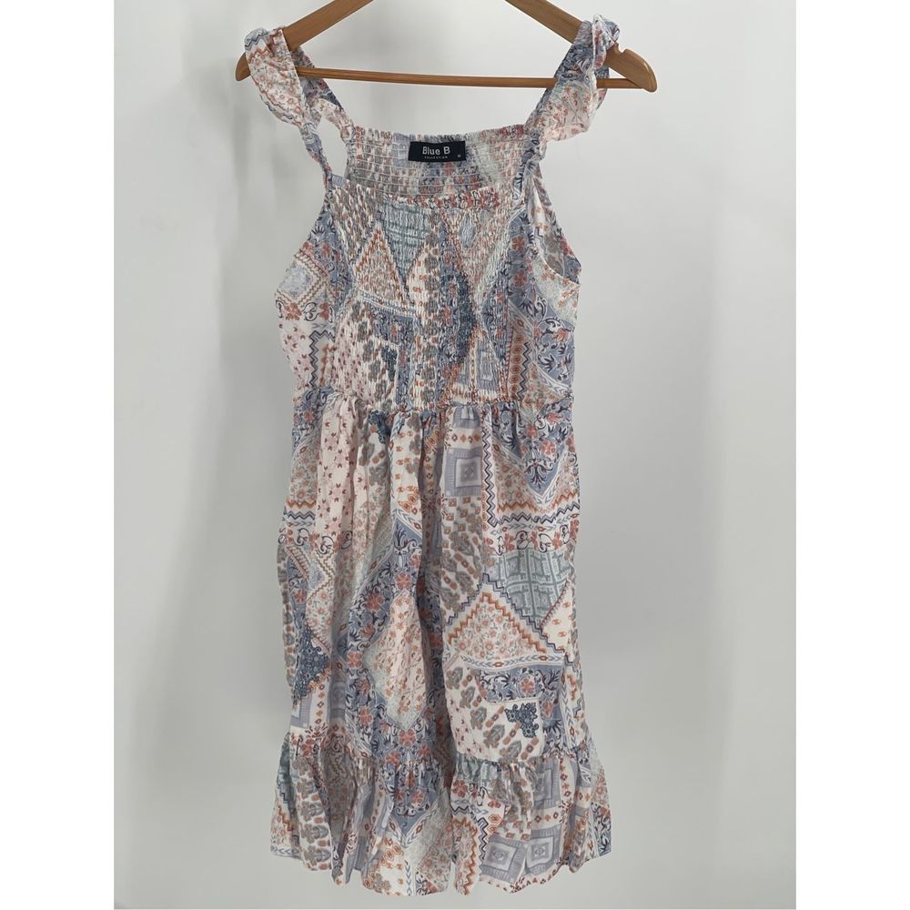 Blue B‎ Dress Women’s Size Medium White Floral Smocked Sleeveless Bandana Print
